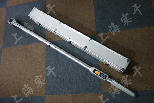 手動數顯扭力扳手