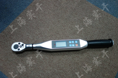 ���@Ť������